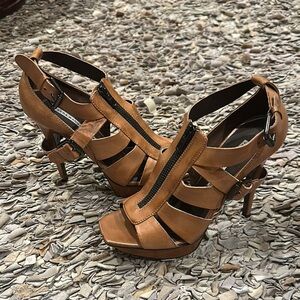 Vera Wang Lavender Label Tan Stiletto Heels